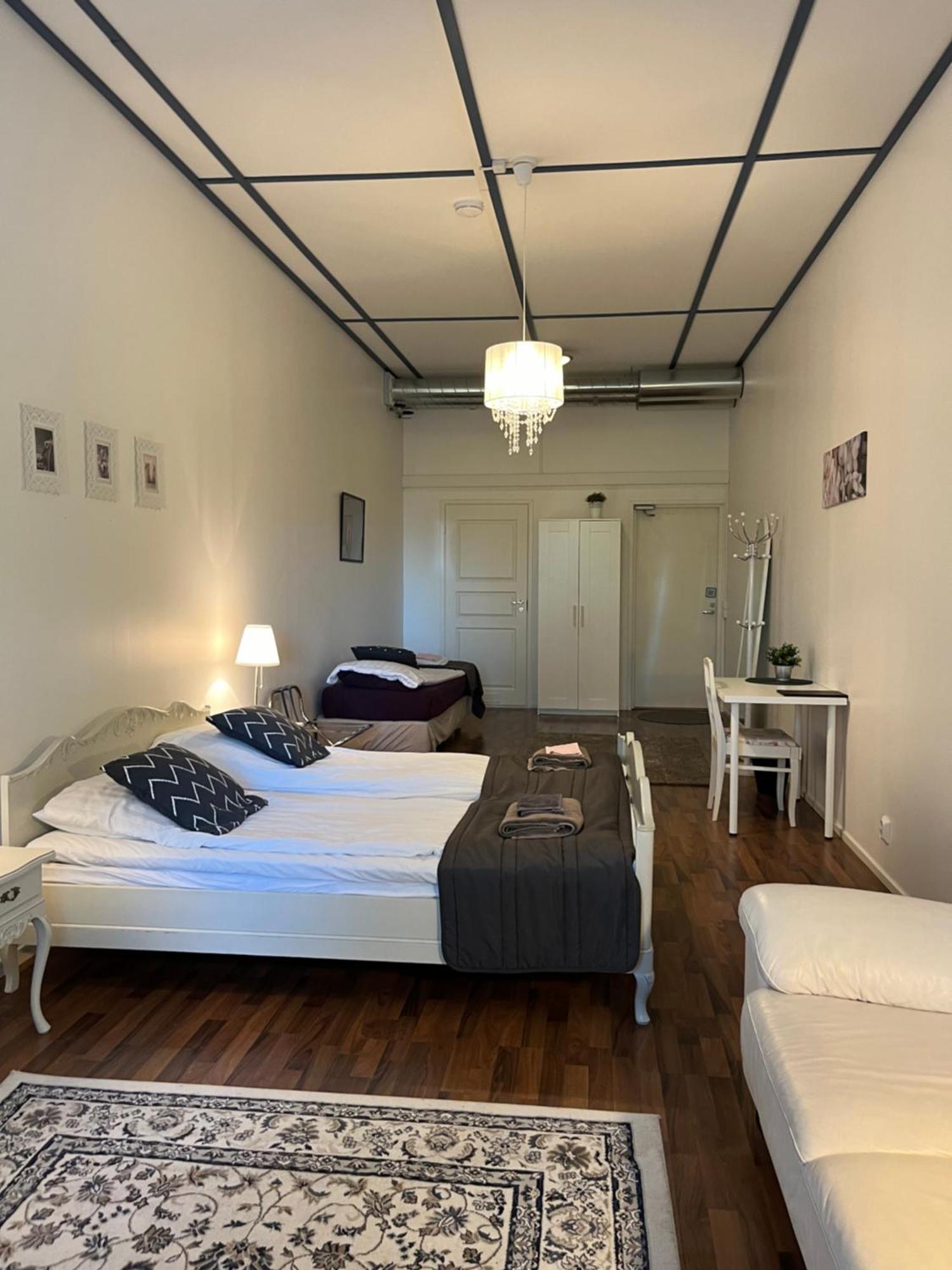 Hotelli Keskipiste Kärsämäki Bagian luar foto
