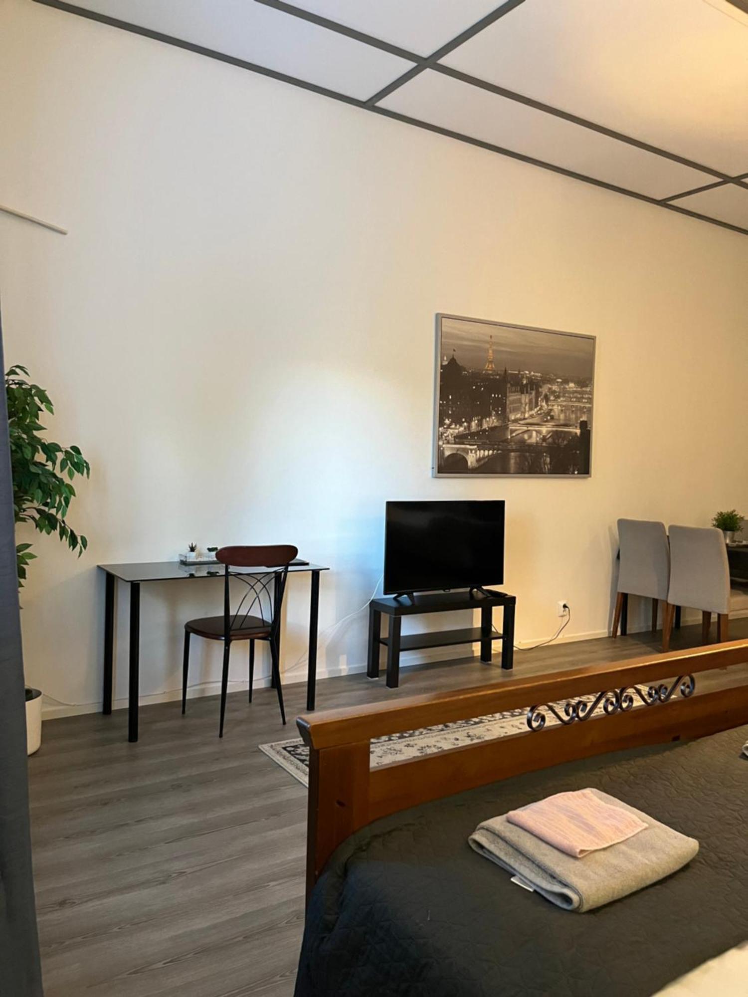 Hotelli Keskipiste Kärsämäki Bagian luar foto